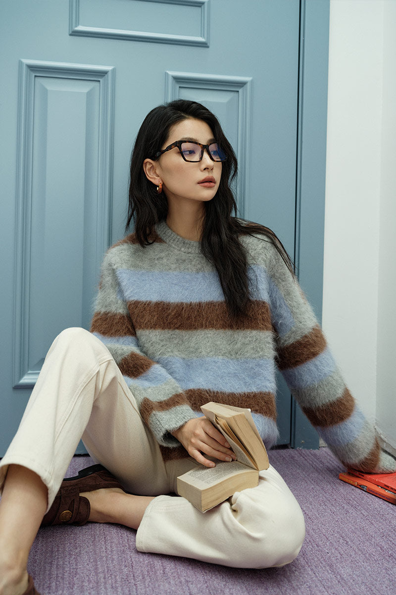 Retro Pullover Sweater