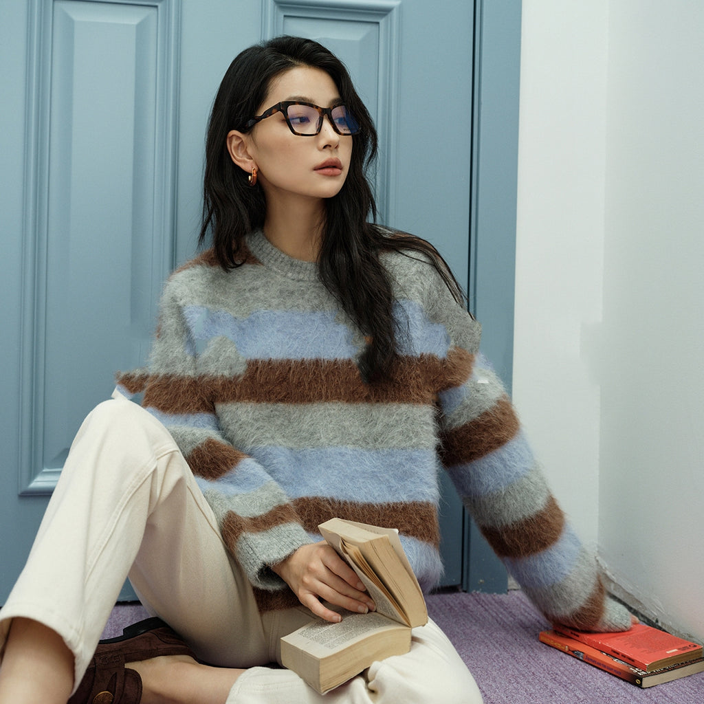 Retro Pullover Sweater